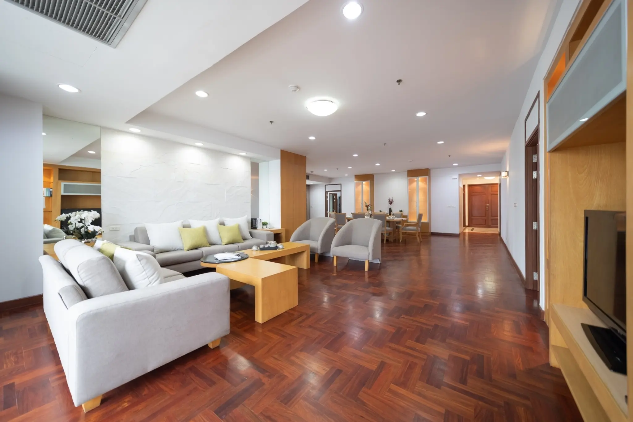 3 Bed/ 3 Bath Grand Sethiwan Apartment