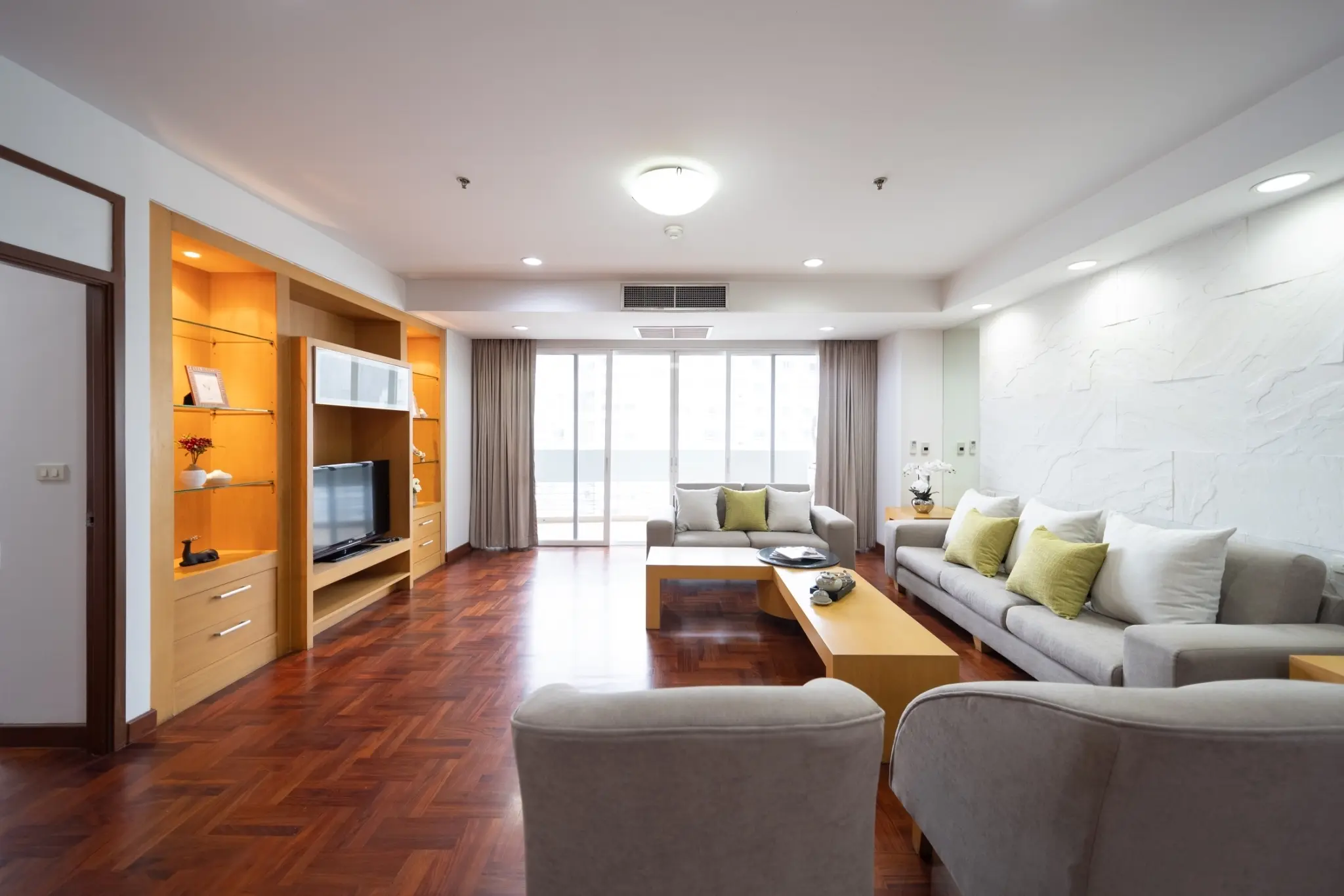 3 Bed/ 3 Bath Grand Sethiwan Apartment