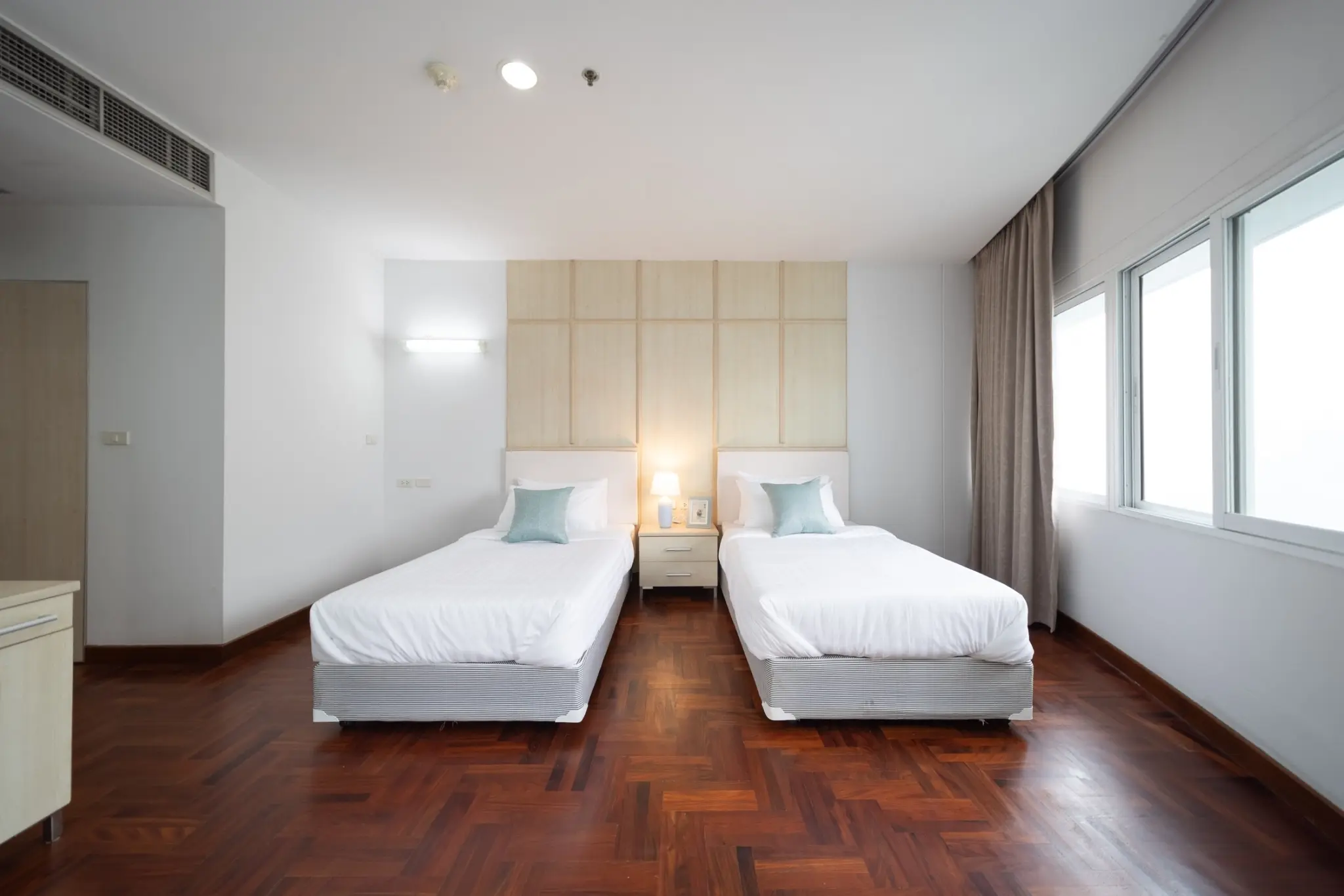 3 Bed/ 3 Bath Grand Sethiwan Apartment