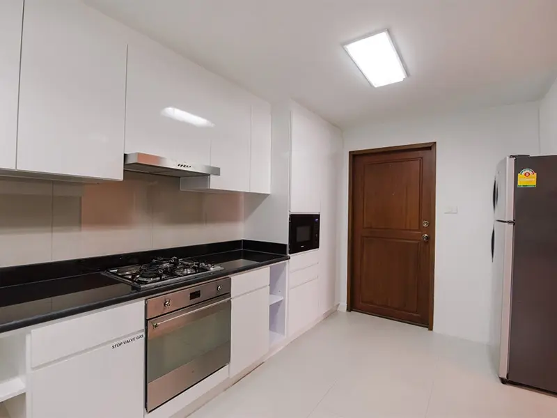 3 Bed/ 3 Bath Apartment Mayfair Garden