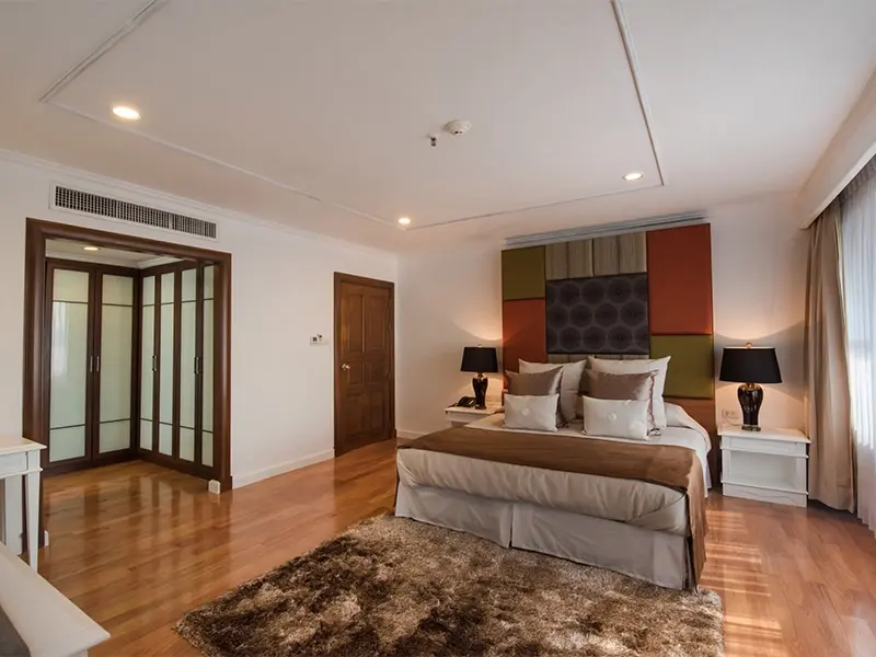 3 Bed/ 3 Bath Apartment Mayfair Garden