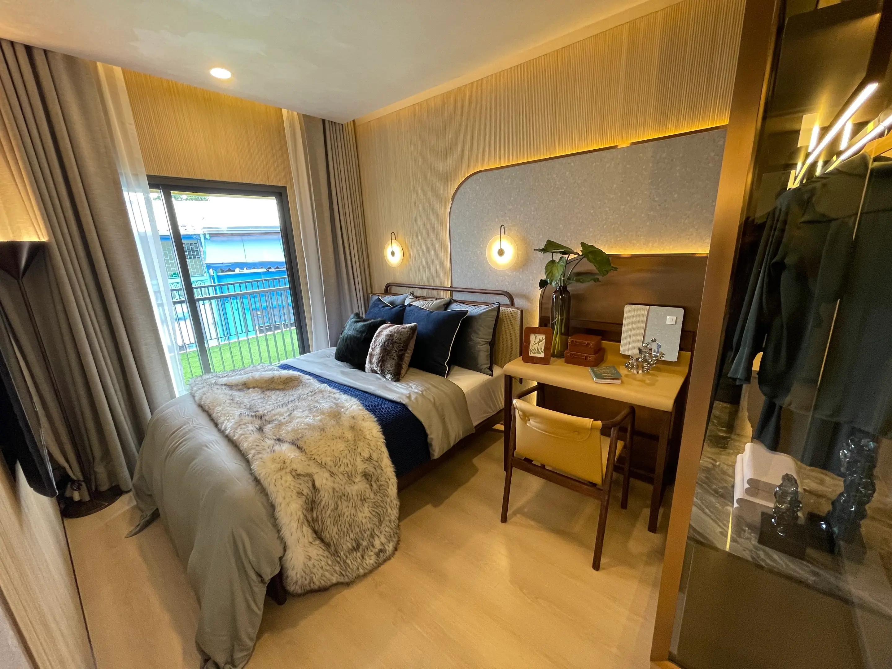 1 Bed Plus/ 1 Bath Life Rama 4 – Asoke
