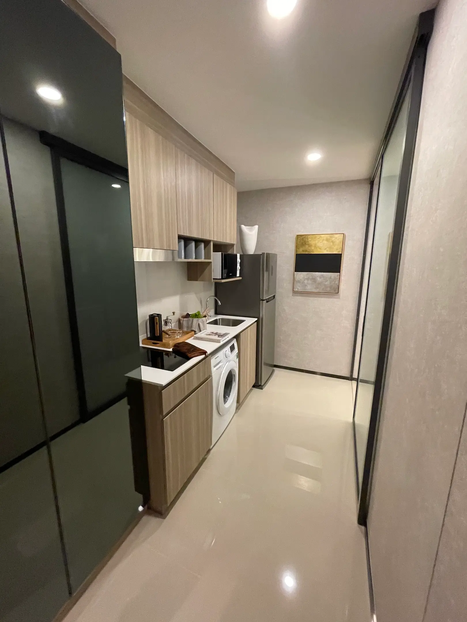 2 Bed/ 1 Bath Life Rama 4 – Asoke 