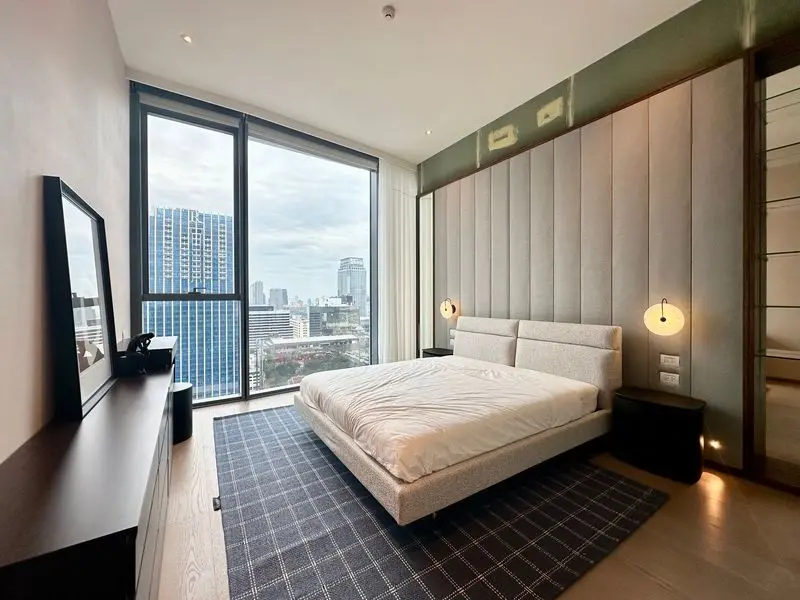 2 Bed/ 3 Bath SCOPE Langsuan