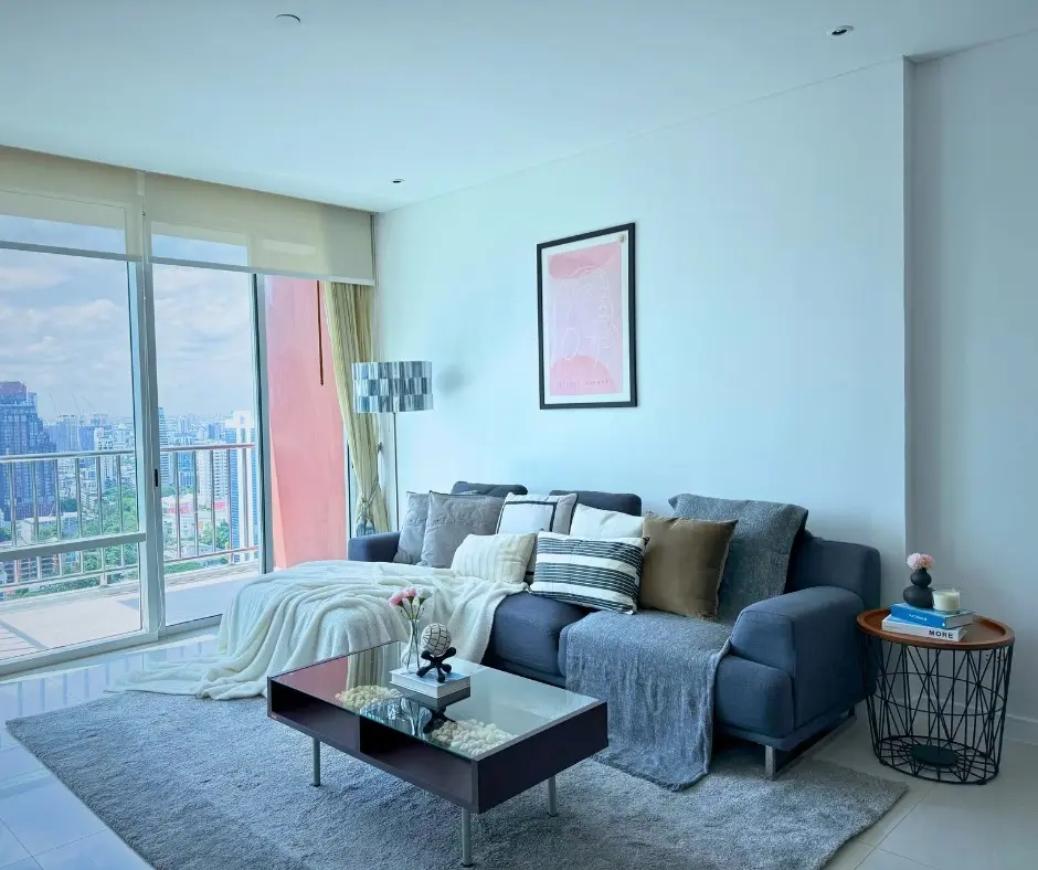 2 Bed/ 2 Bath Fullerton Sukhumvit 