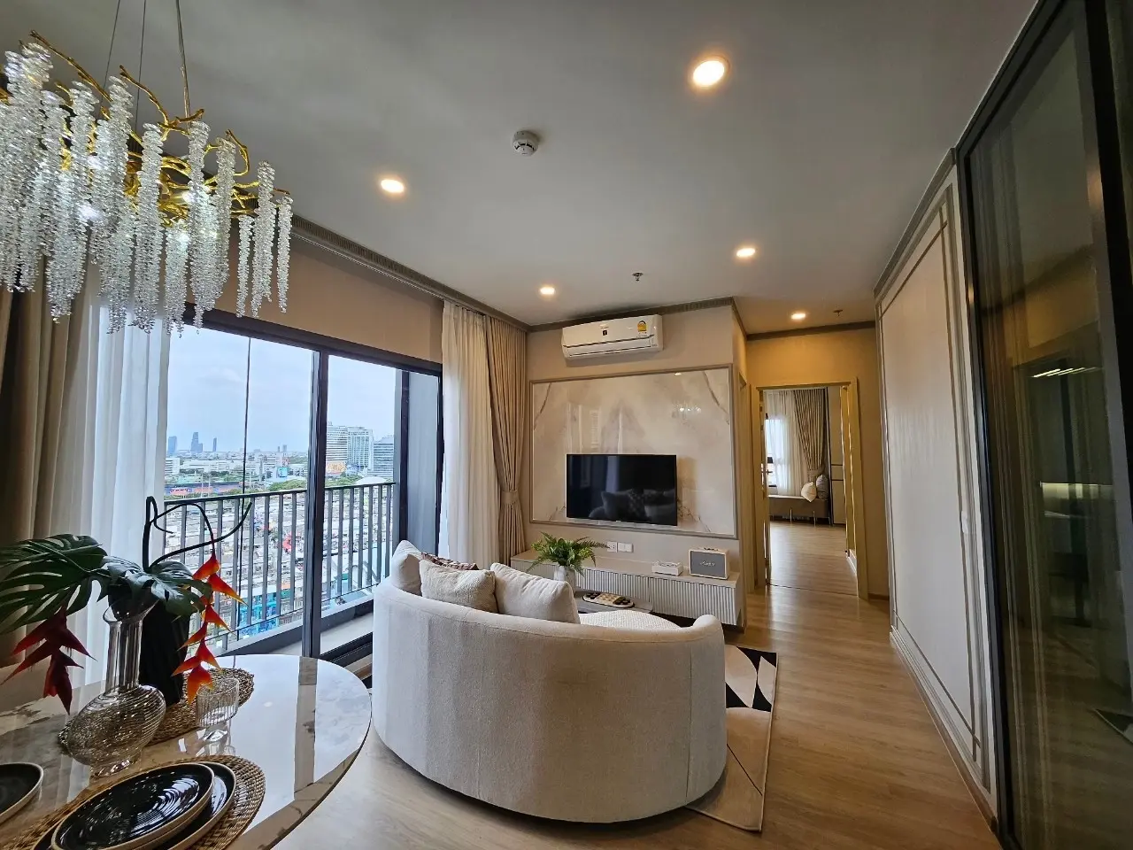 2 Bed/ 2 Bath  Life Rama 4 – Asoke 