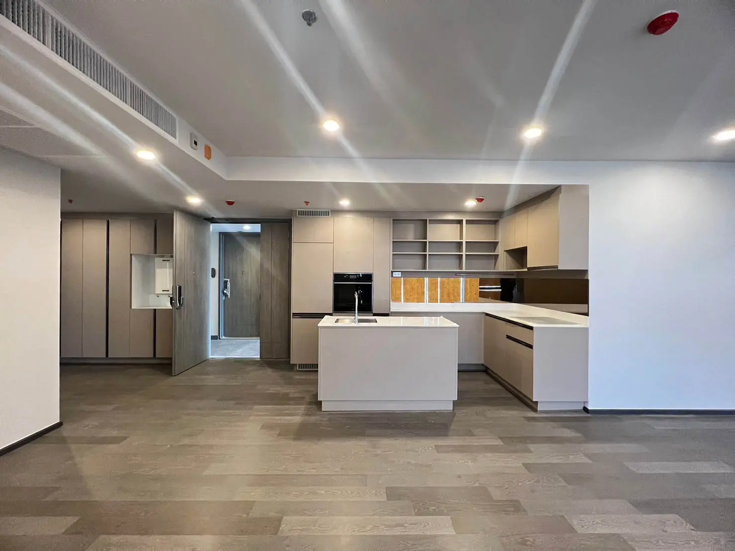 3 Bed/ 3 Bath Coco Parc