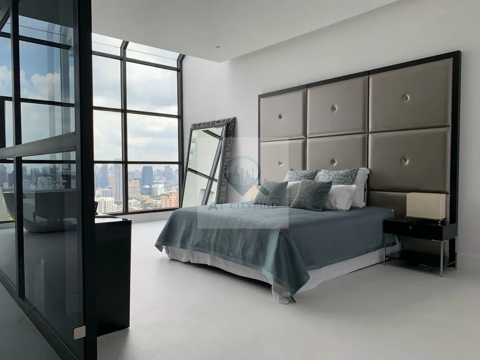 4 Bed/ 4 Bath Sathorn Gardens 
