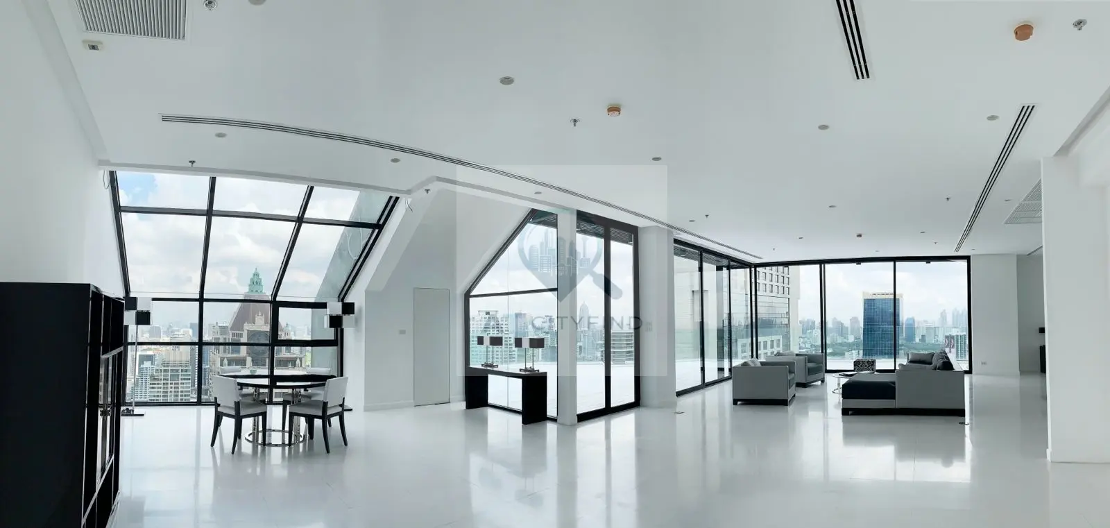 4 Bed/ 4 Bath Sathorn Gardens 