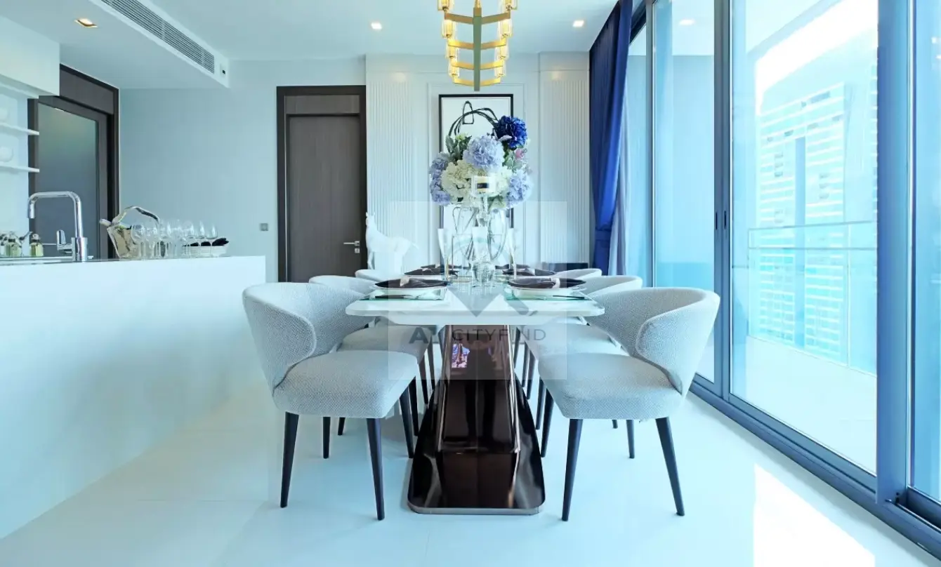 3 bed/ 3 Bath Q1 Sukhumvit 