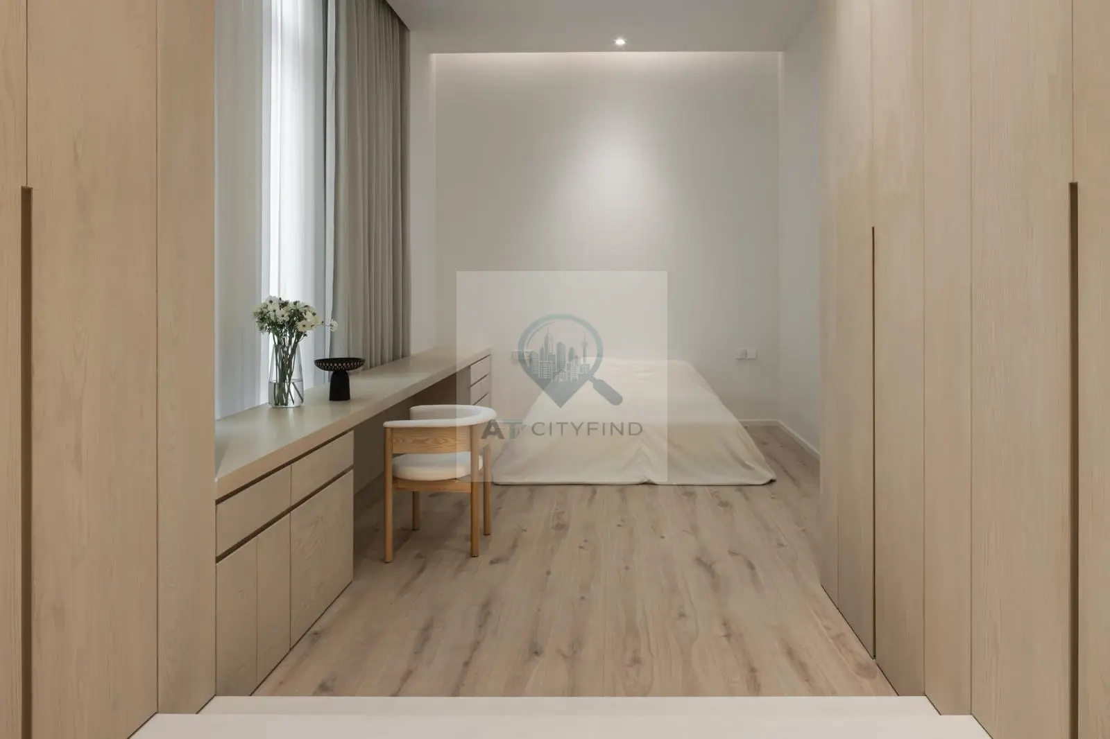 4 Bed/ 4 Bath Penthouse Diplomat 39