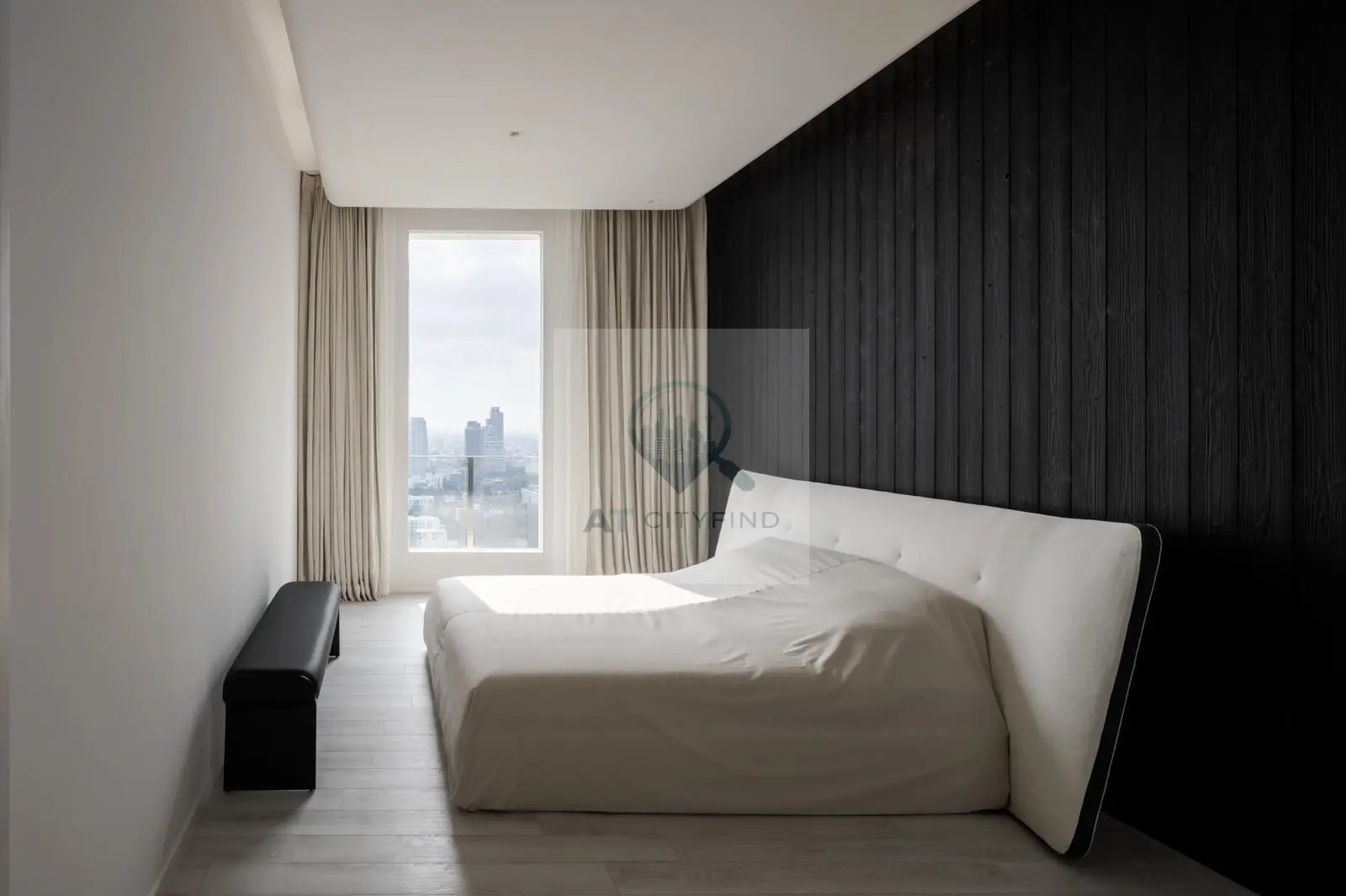 4 Bed/ 4 Bath Penthouse Diplomat 39