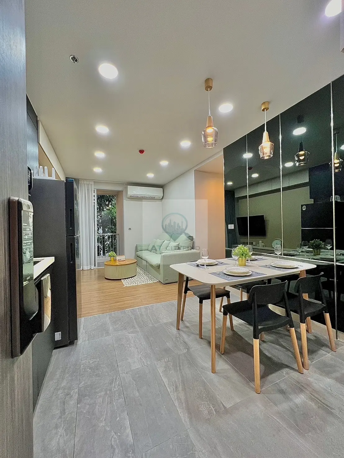 2 Bedrooms/ 2 Bathrooms Q Prasarnmit – Sukhumvit 31 