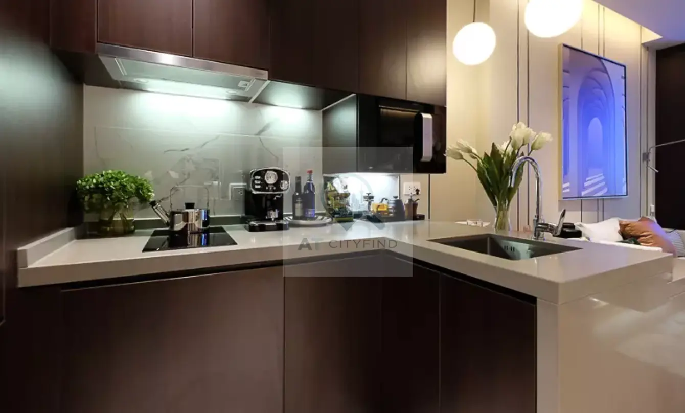 2 Bed/ 2 Bath Cloud Residence 23