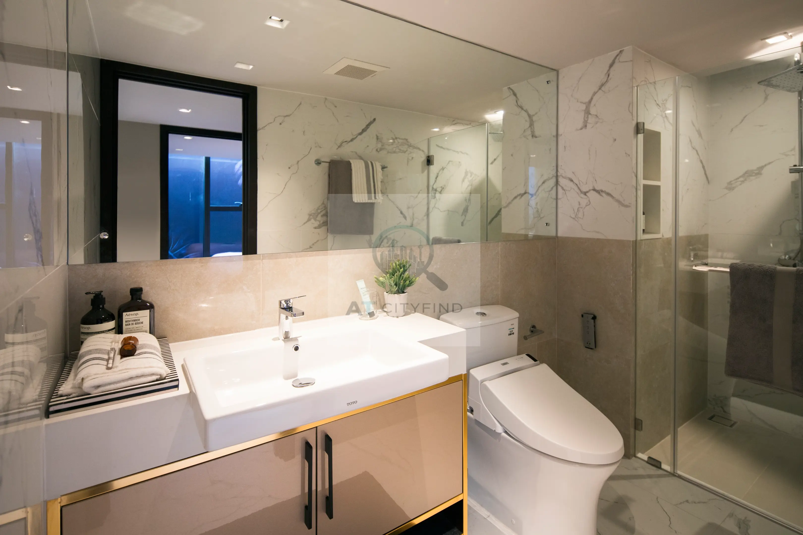 2 Bed/ 1 Bath Loft Cloud Residences 23