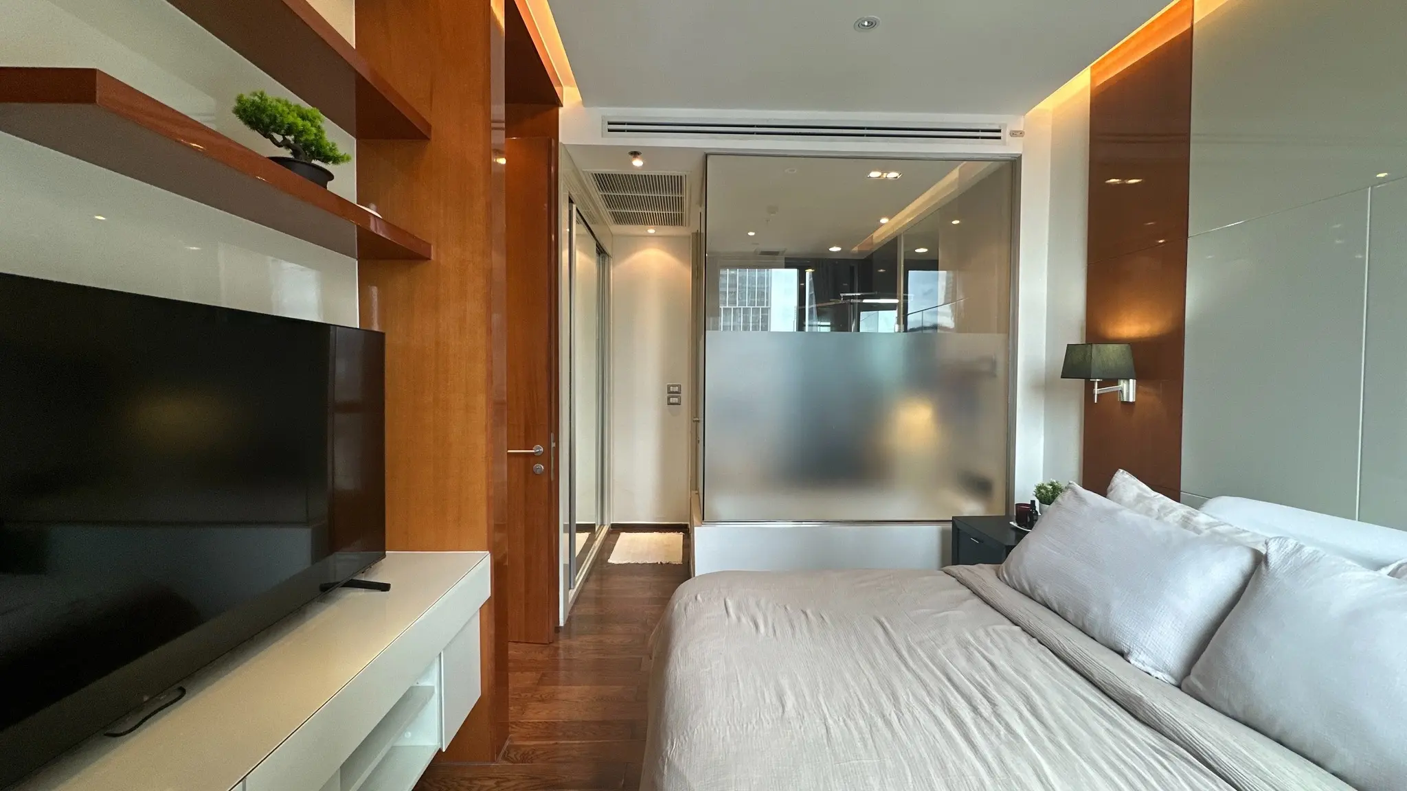 1 Bedroom / 1 Bathroom The Address Sukhumvit 28