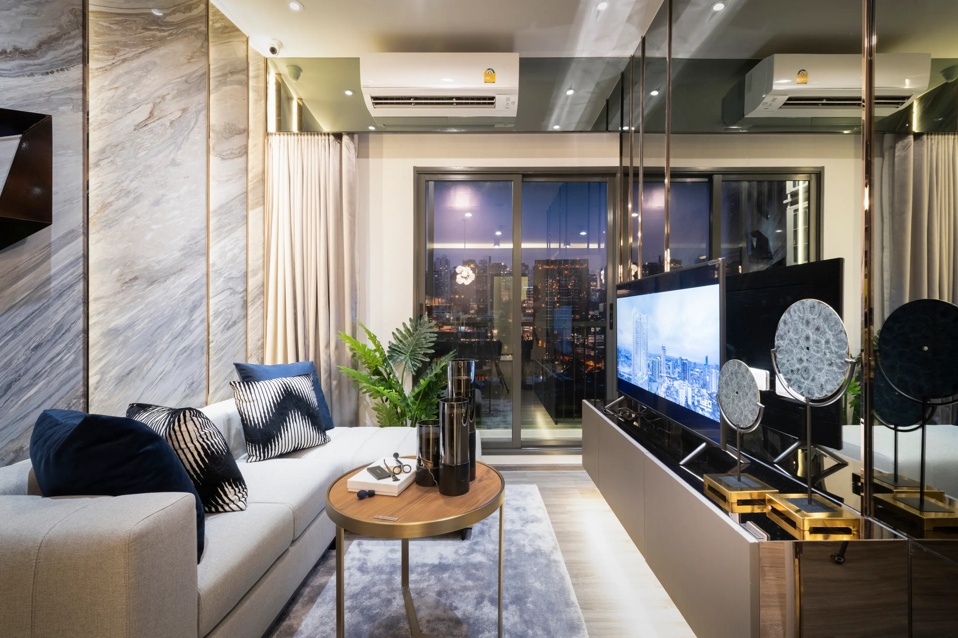 2 Bed/ 2 Bath Ideo Sukhumvit Rama 4
