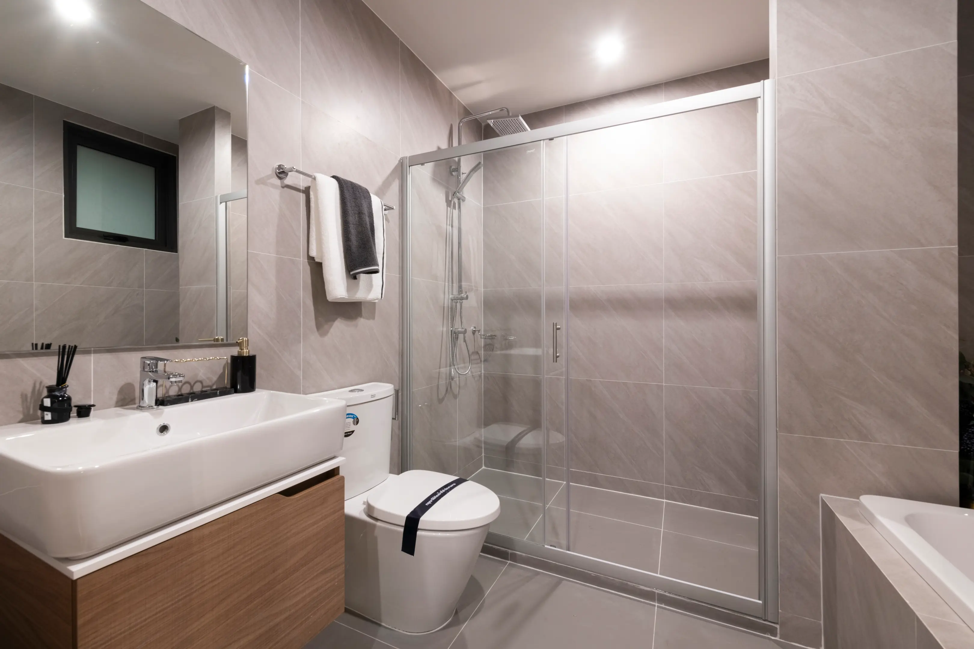 3 Bed/ 3 Bath Ideo Sukhumvit - Rama 4