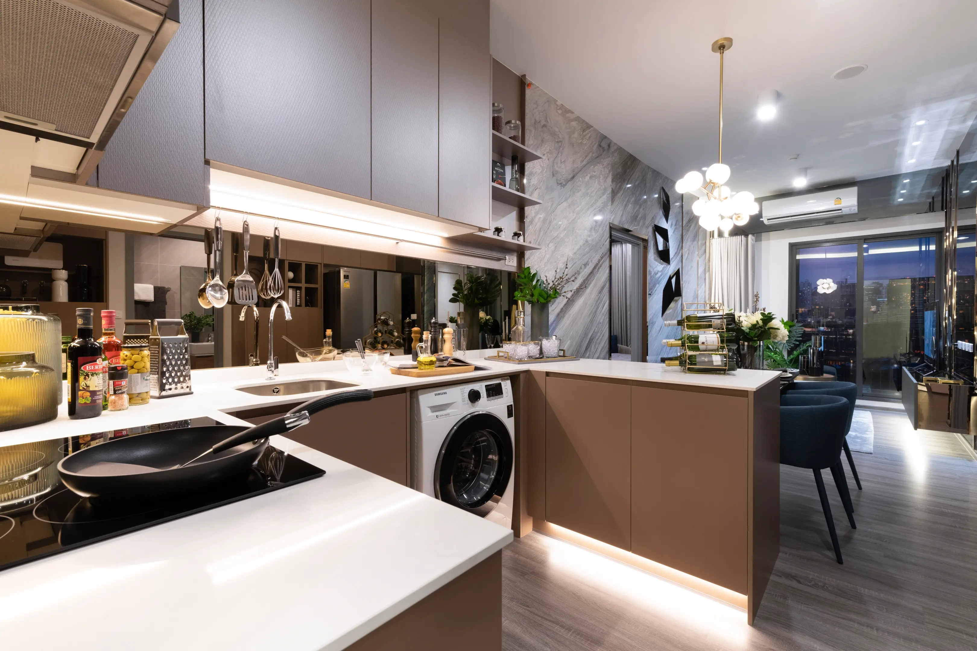 3 Bed/ 3 Bath Ideo Sukhumvit - Rama 4