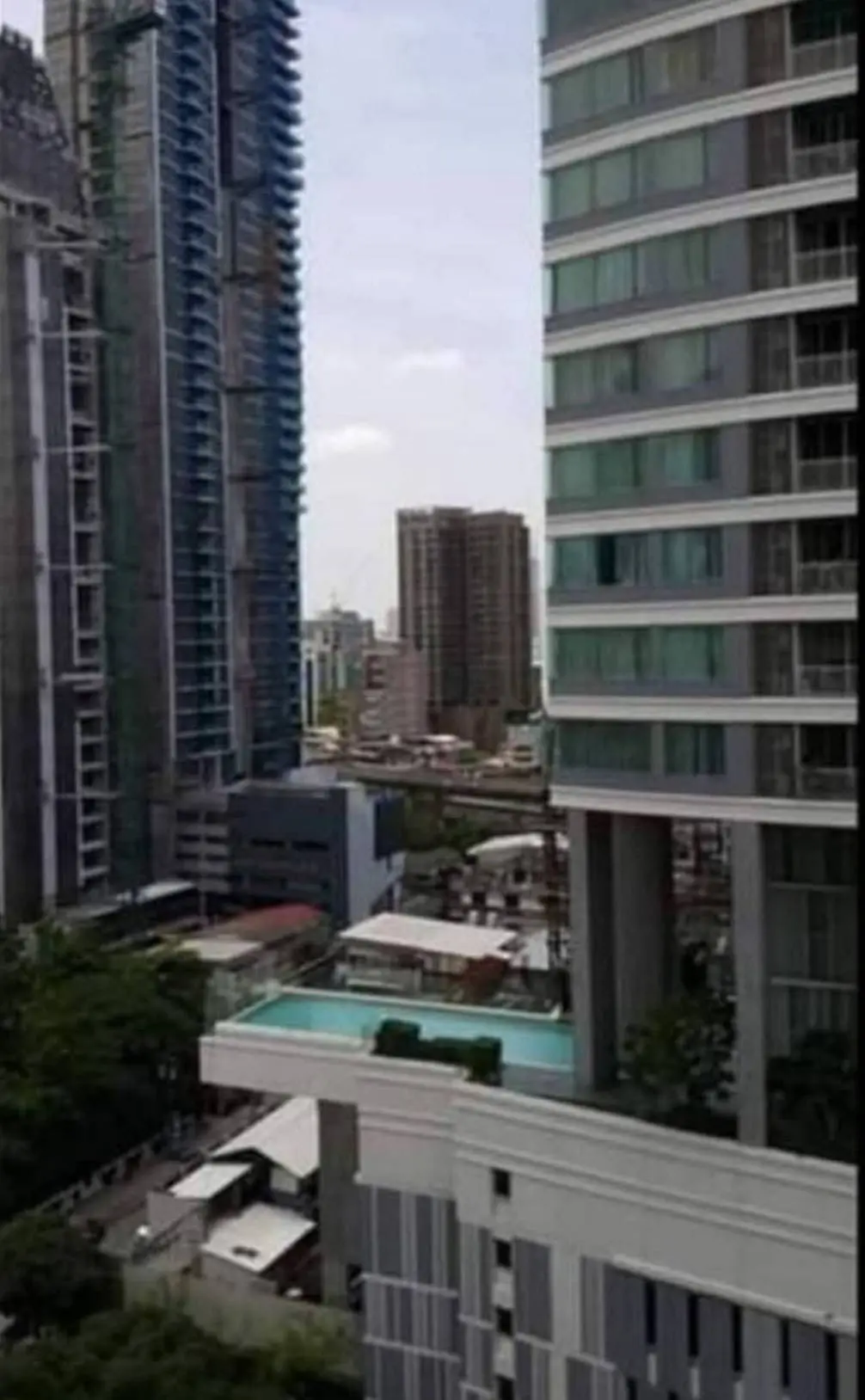 2 Bed/ 2 Bath The XXXIX by Sansiri