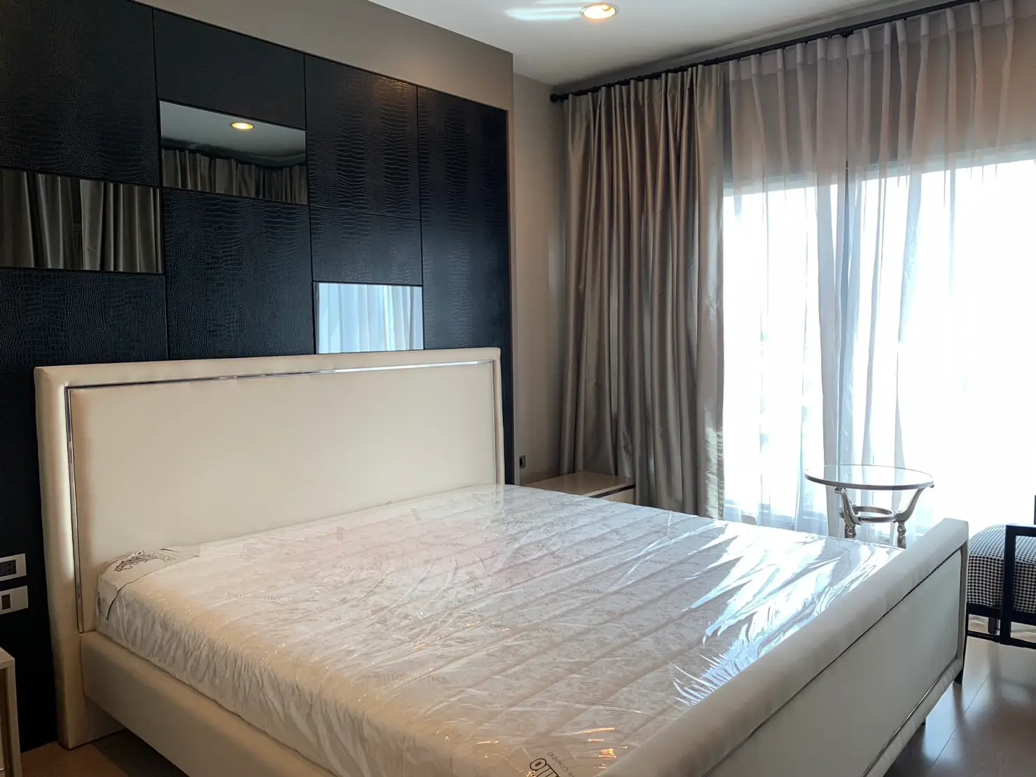 2 Bed/ 2 Bath The Crest Sukhumvit 34 
