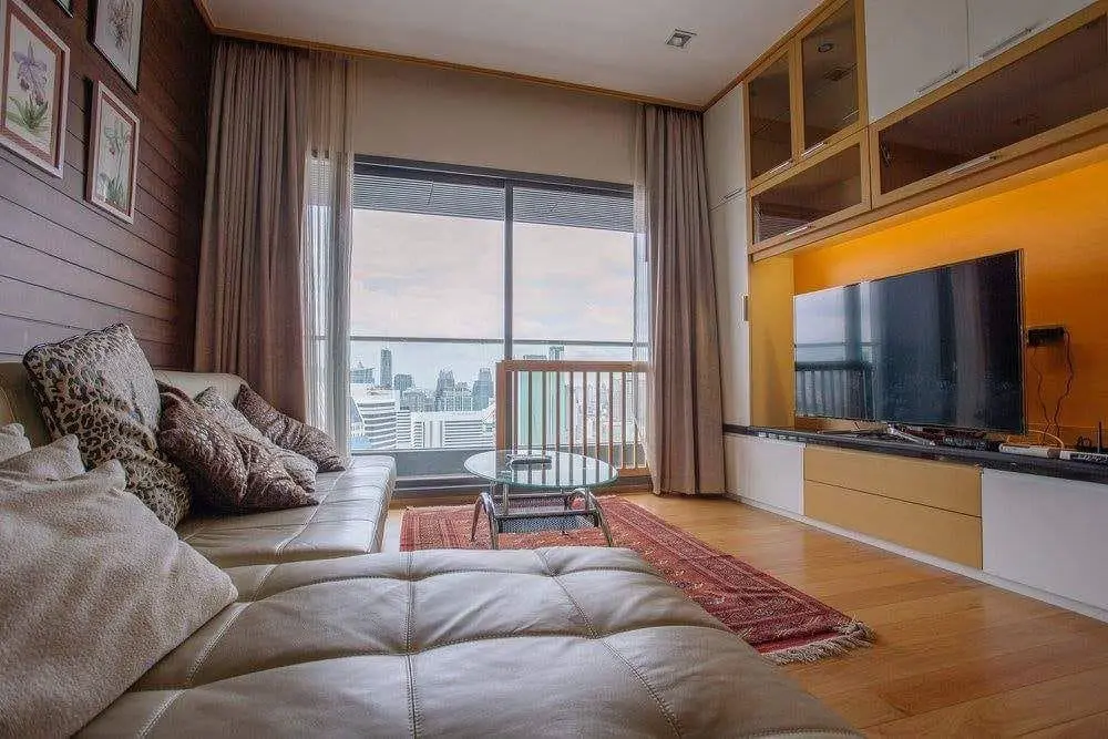 2 Bed/ 2 Bath Hyde Sukhumvit 13