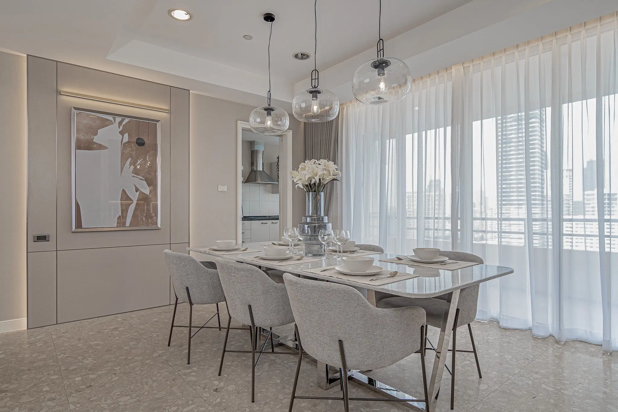 3 Bed/ 3 Bath Hampton Thonglor 10