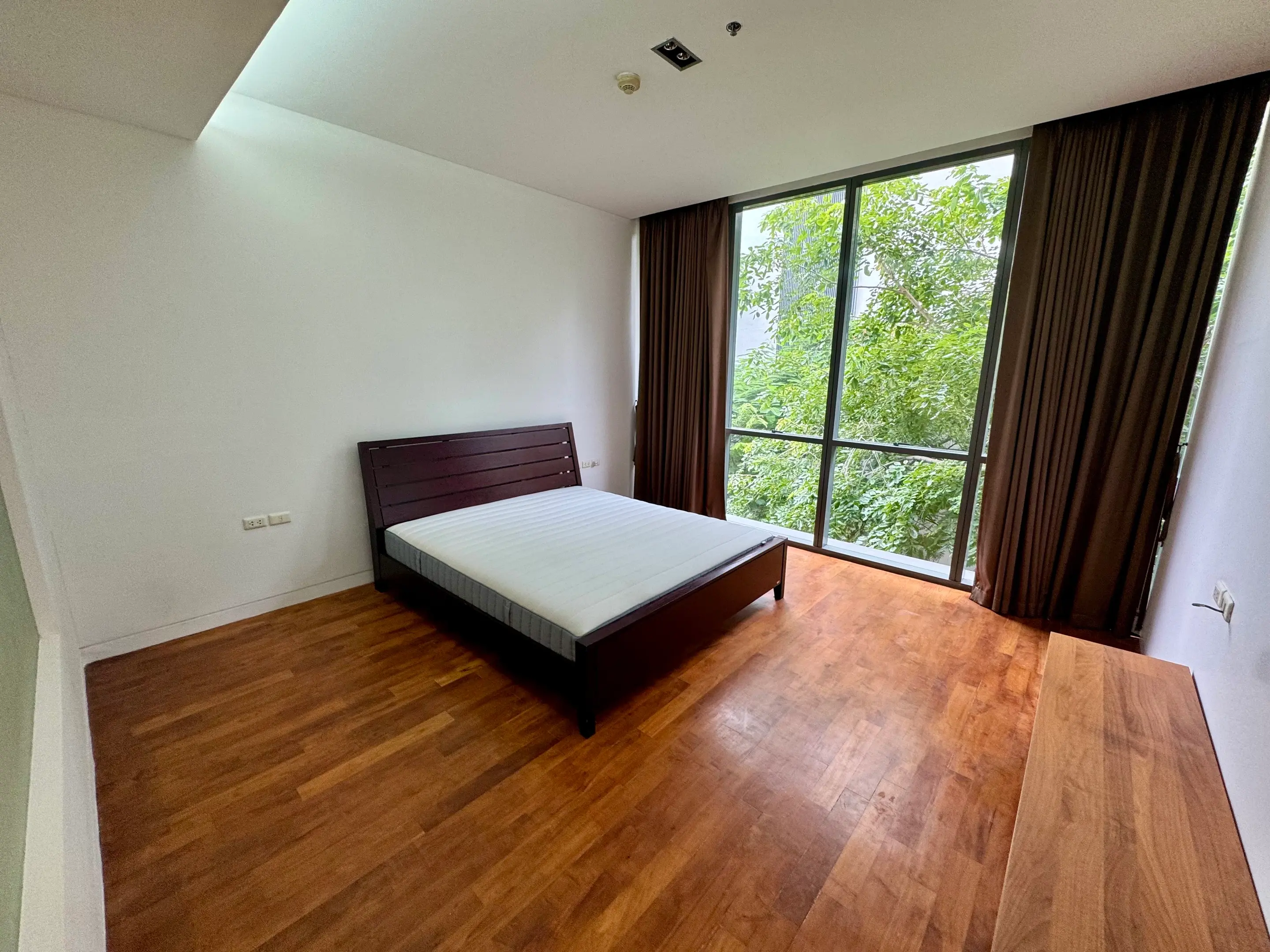 2 Bed/ 2 Bath Domus 16
