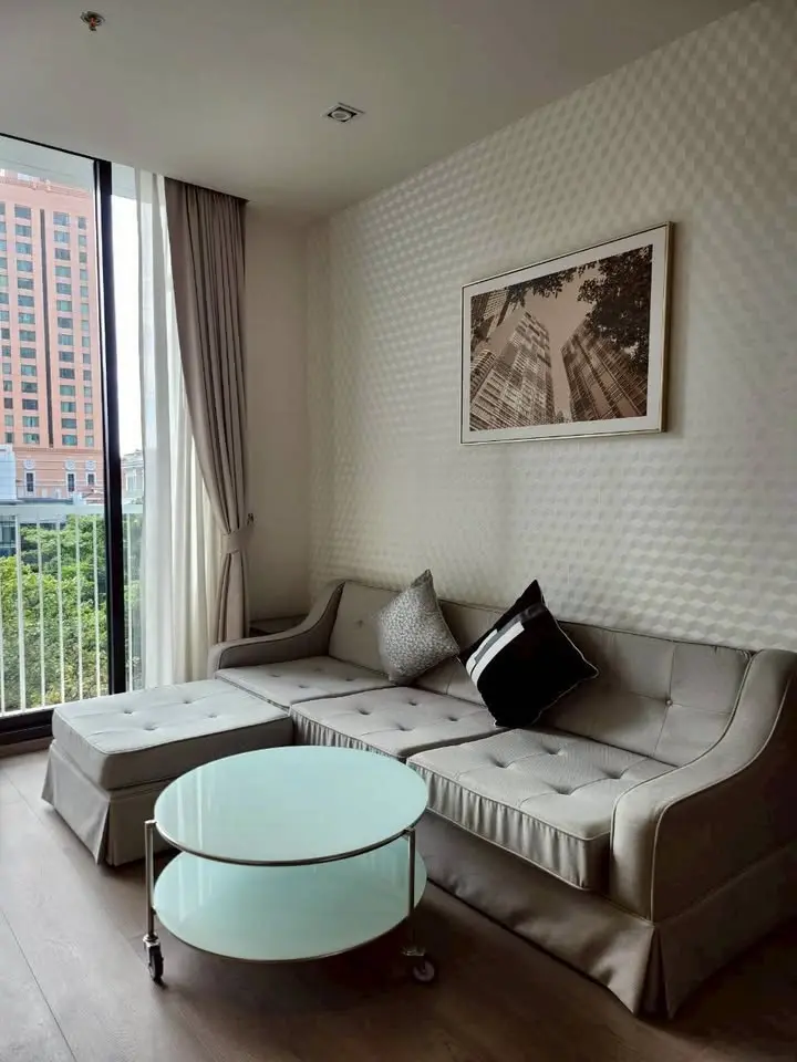 2 Bed/ 1 Bath Park Origin Phrom Phong