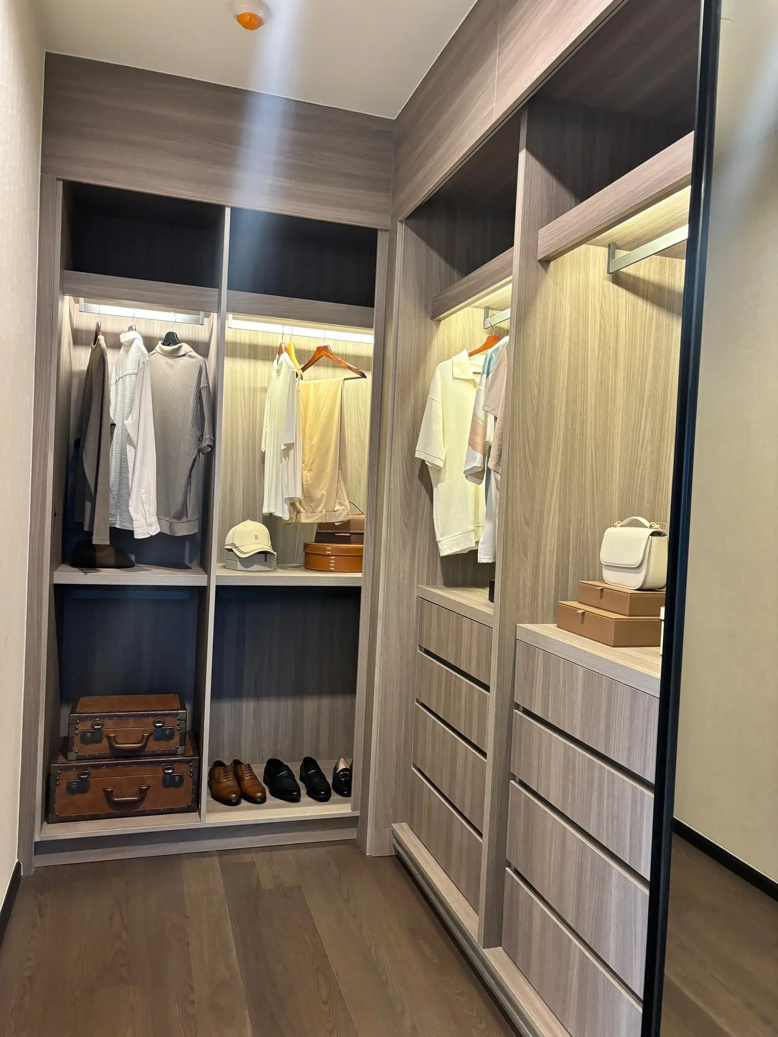 2 Bed/ 2 Bath Aestiq Thonglor