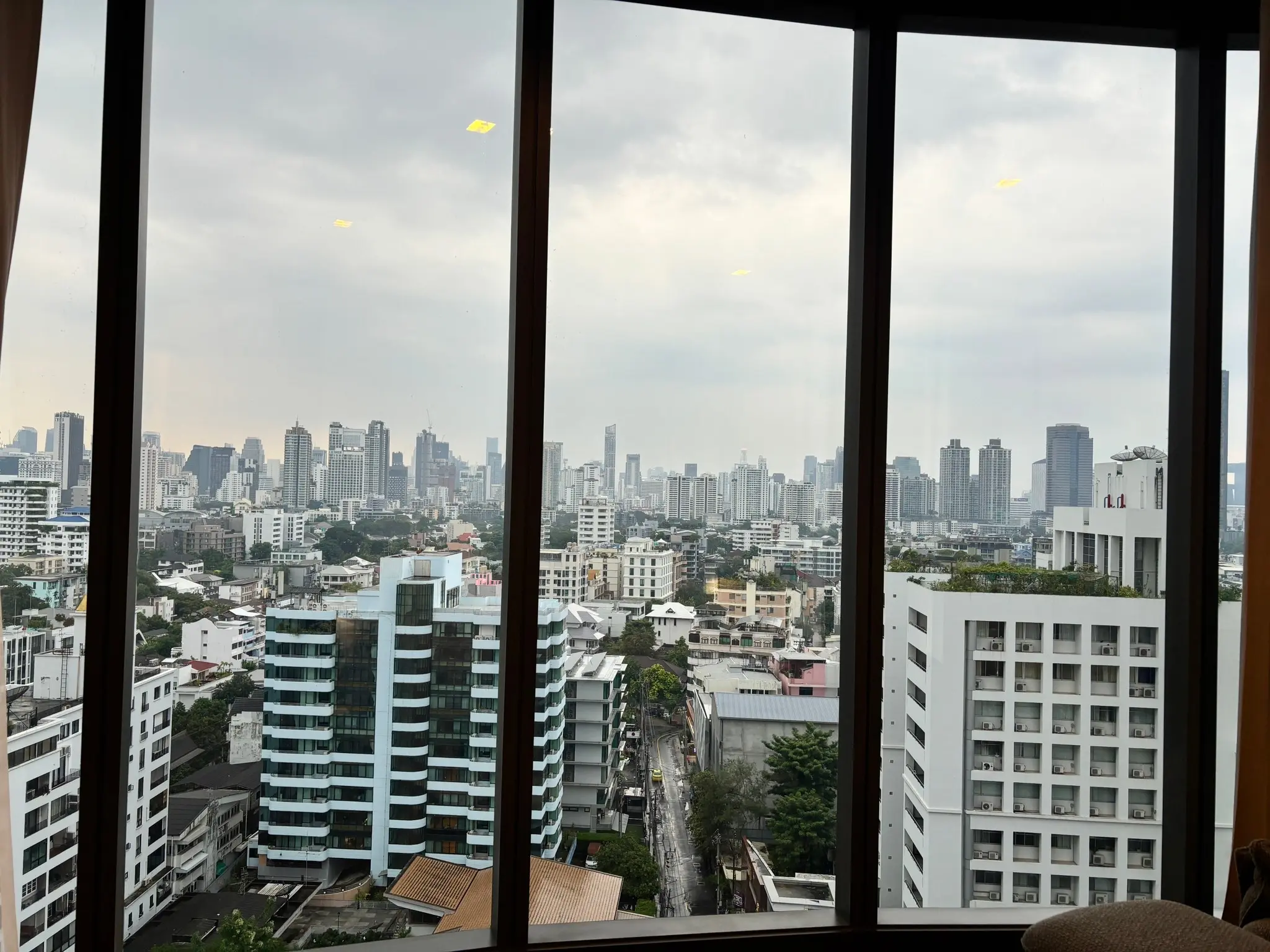 2 Bed/ 2 Bath Aestiq Thonglor