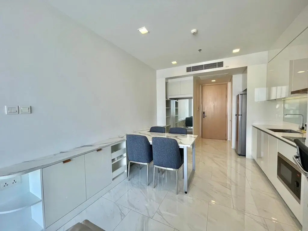 2 Bed/ 1 Bath Hyde Sukhumvit 11