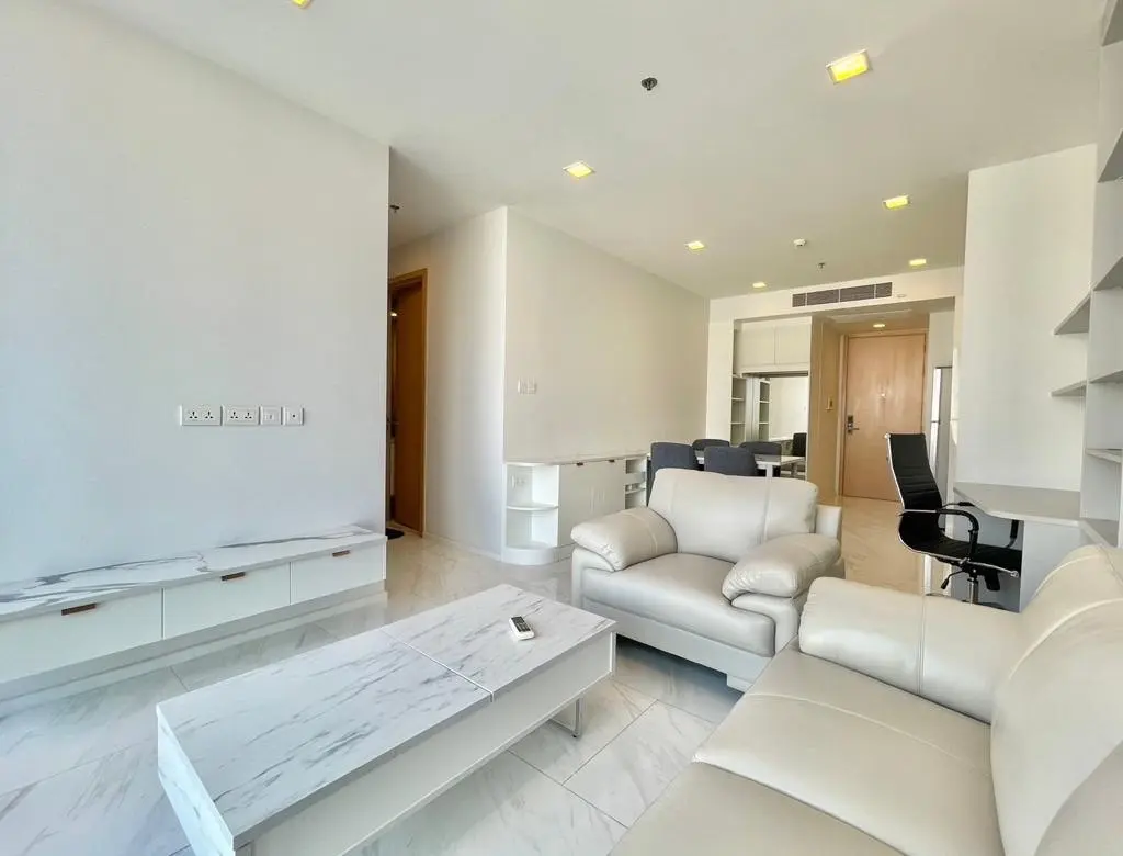2 Bed/ 1 Bath Hyde Sukhumvit 11