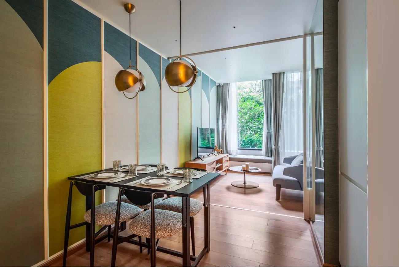 2 Bed/ 2 Bath Noble Form Thonglor