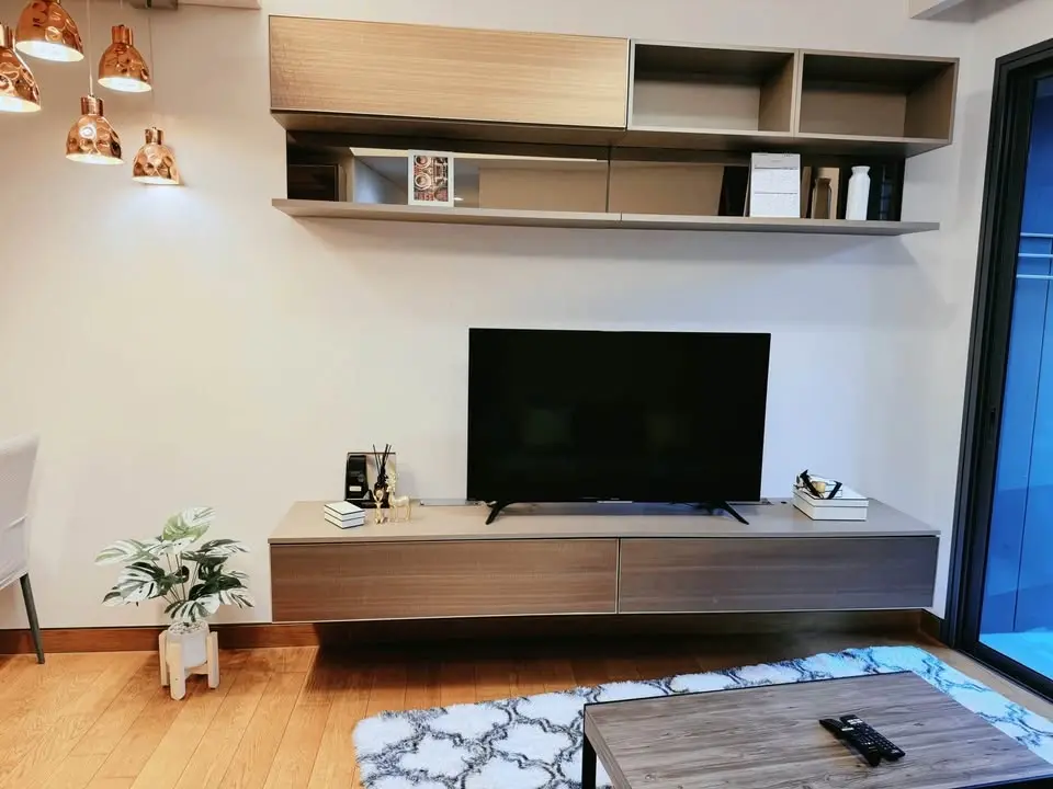 2 Beds/ 2 Baths The Lumpini 24