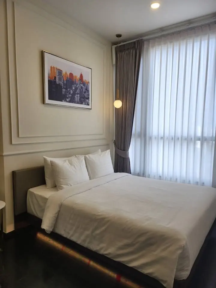 1 Bed/ 1 Bath  Park Origin Thonglor