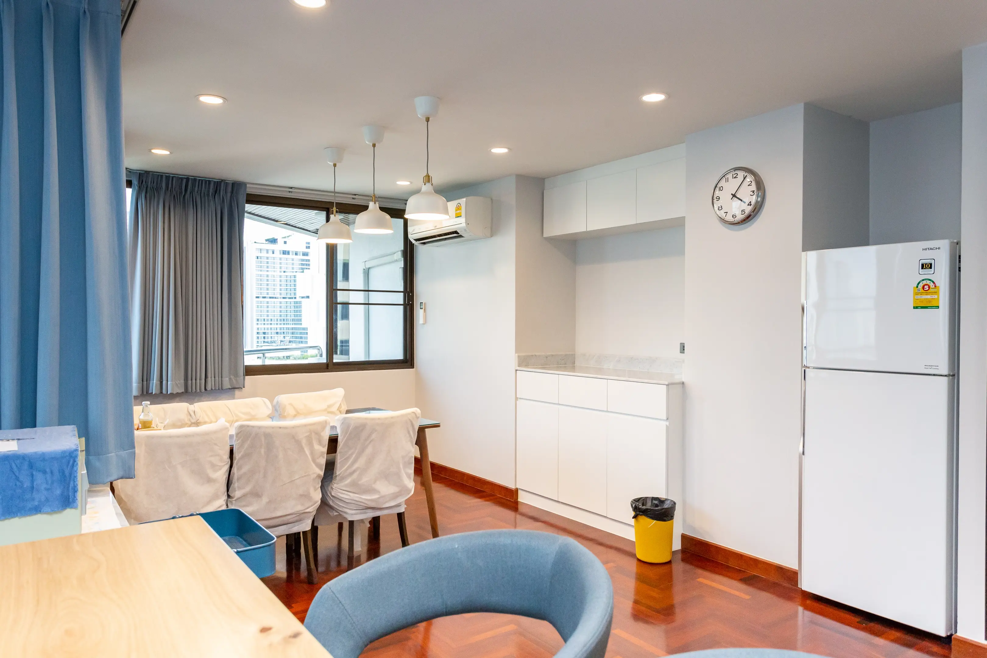 2 Bed/ 2 Bath Lake Avenue