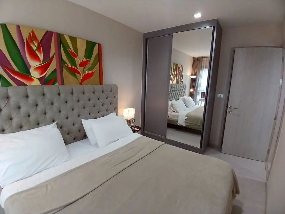 2 Bed/ 2 Bath Rhythm Sukhumvit 36–38