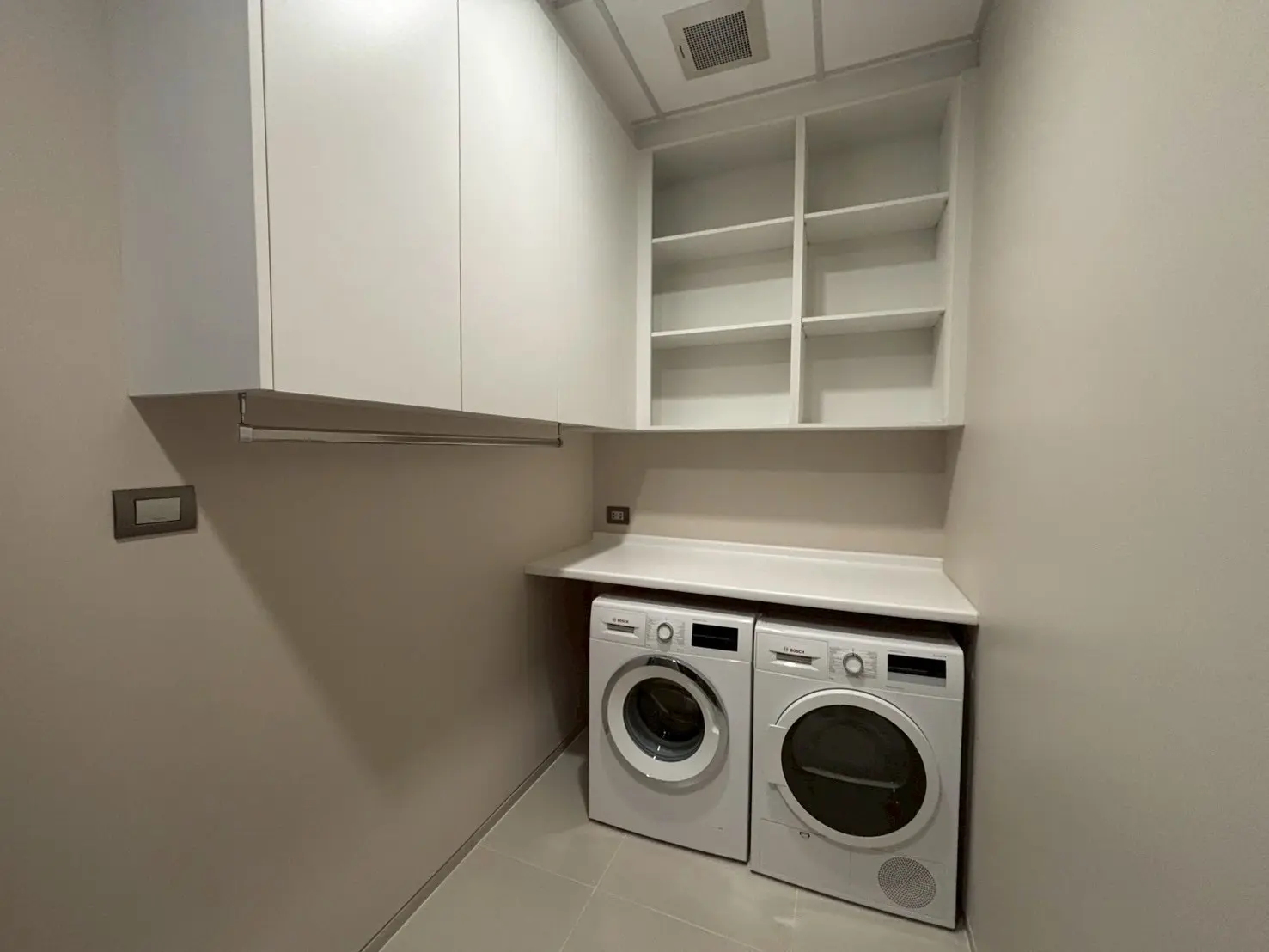 2 Bed/ 3 Bath The Residence at Sindhorn Kempinski 