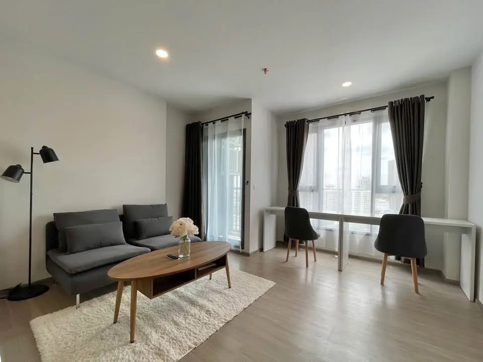 1 Bed / 1 Bath  Aspire Sukhumvit–Rama 4