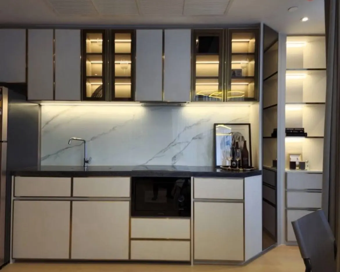 2 Bed/ 2 Bath Ashton Asoke-Rama 9