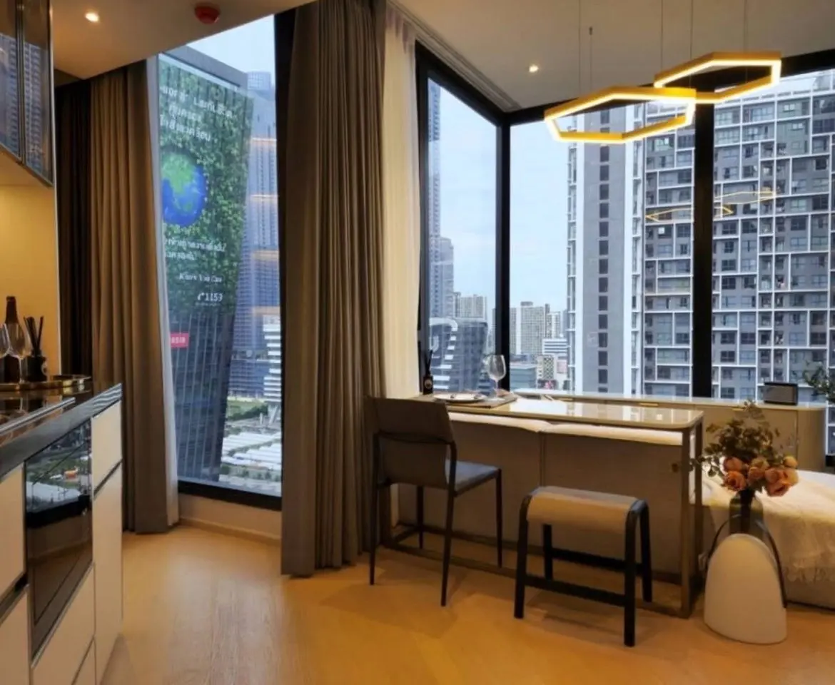 2 Bed/ 2 Bath Ashton Asoke-Rama 9