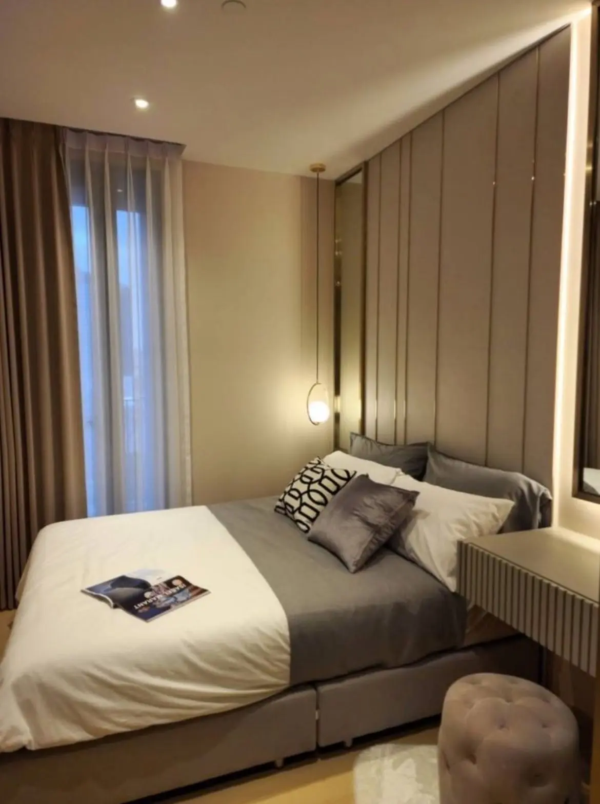 2 Bed/ 2 Bath Ashton Asoke-Rama 9