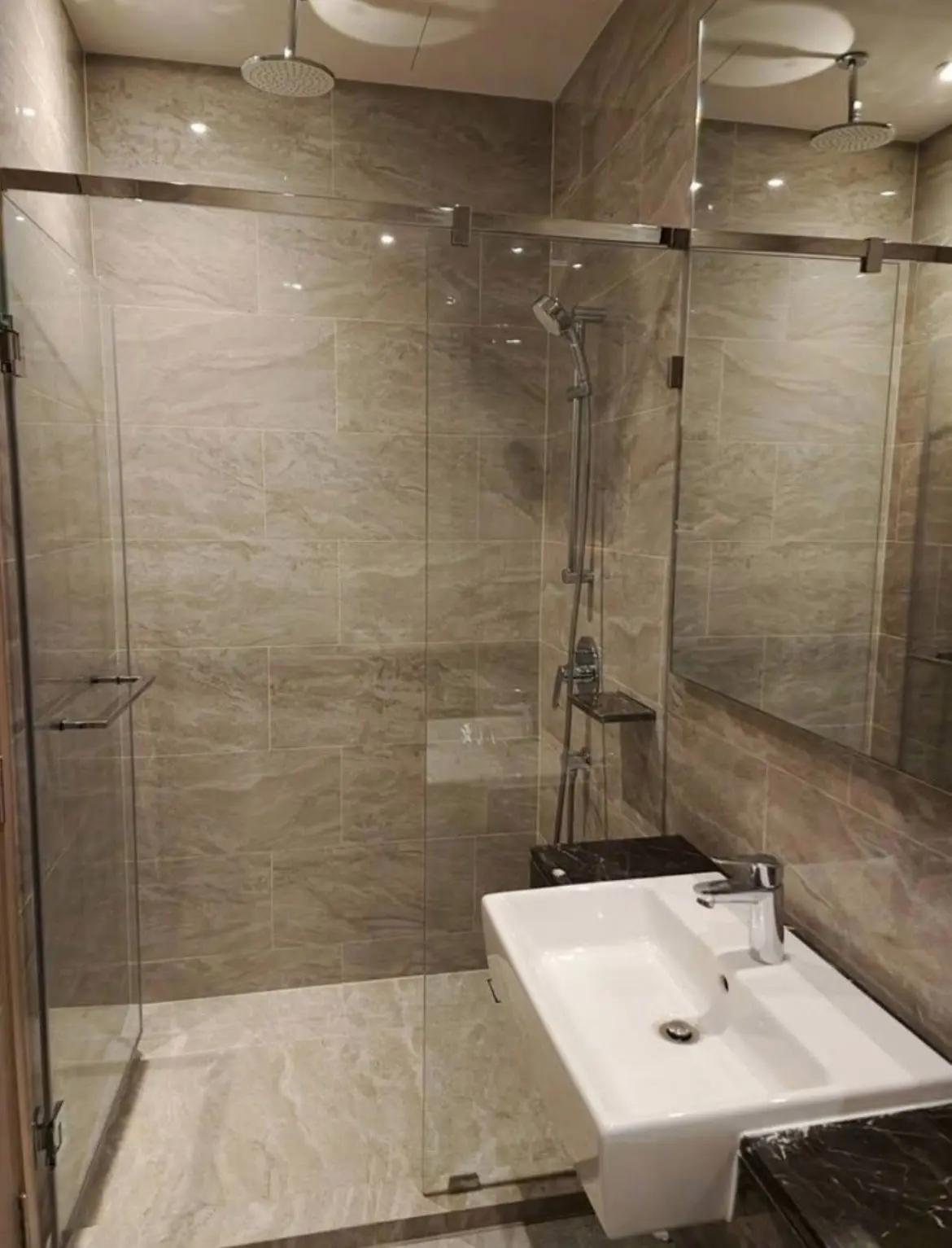 2 Bed/ 2 Bath Ashton Asoke-Rama 9