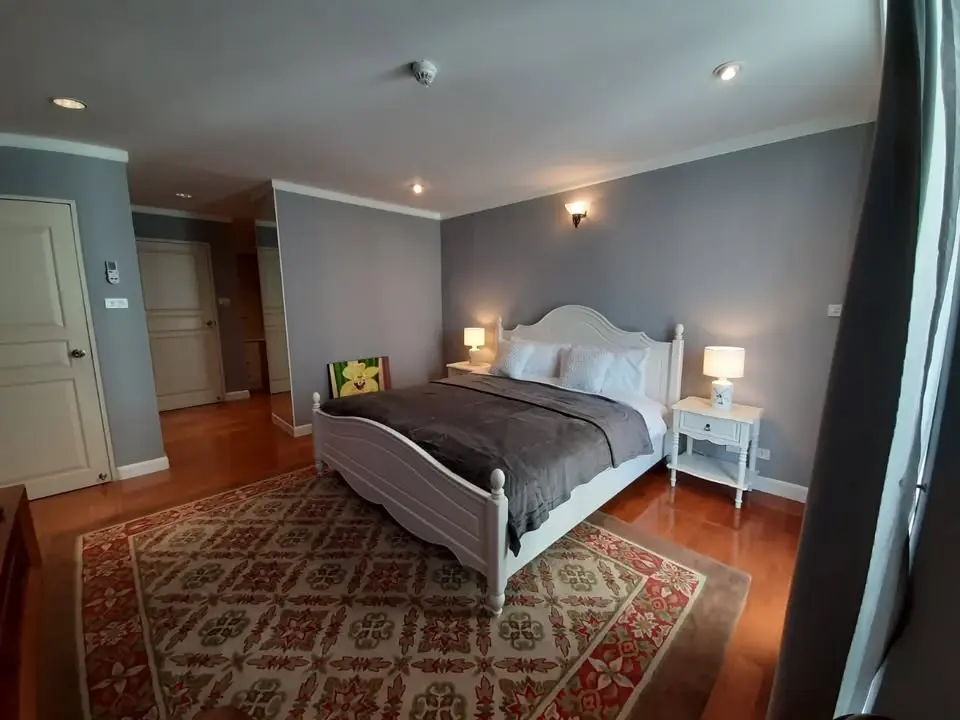 2 Bed/ 1 Bath Supalai Place Sukhumvit 39