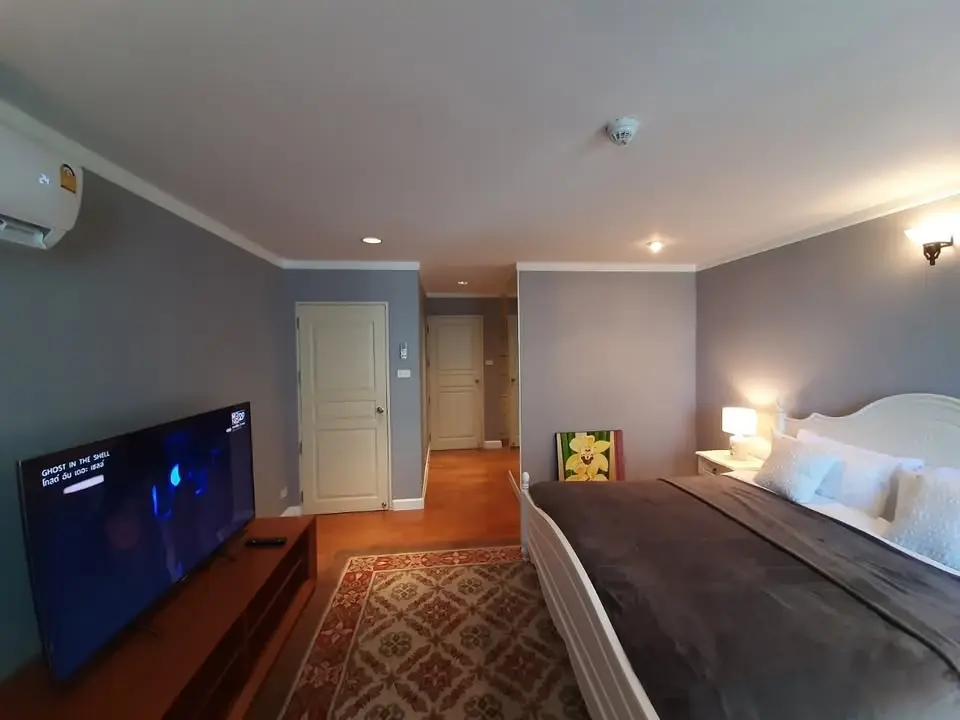 2 Bed/ 1 Bath Supalai Place Sukhumvit 39