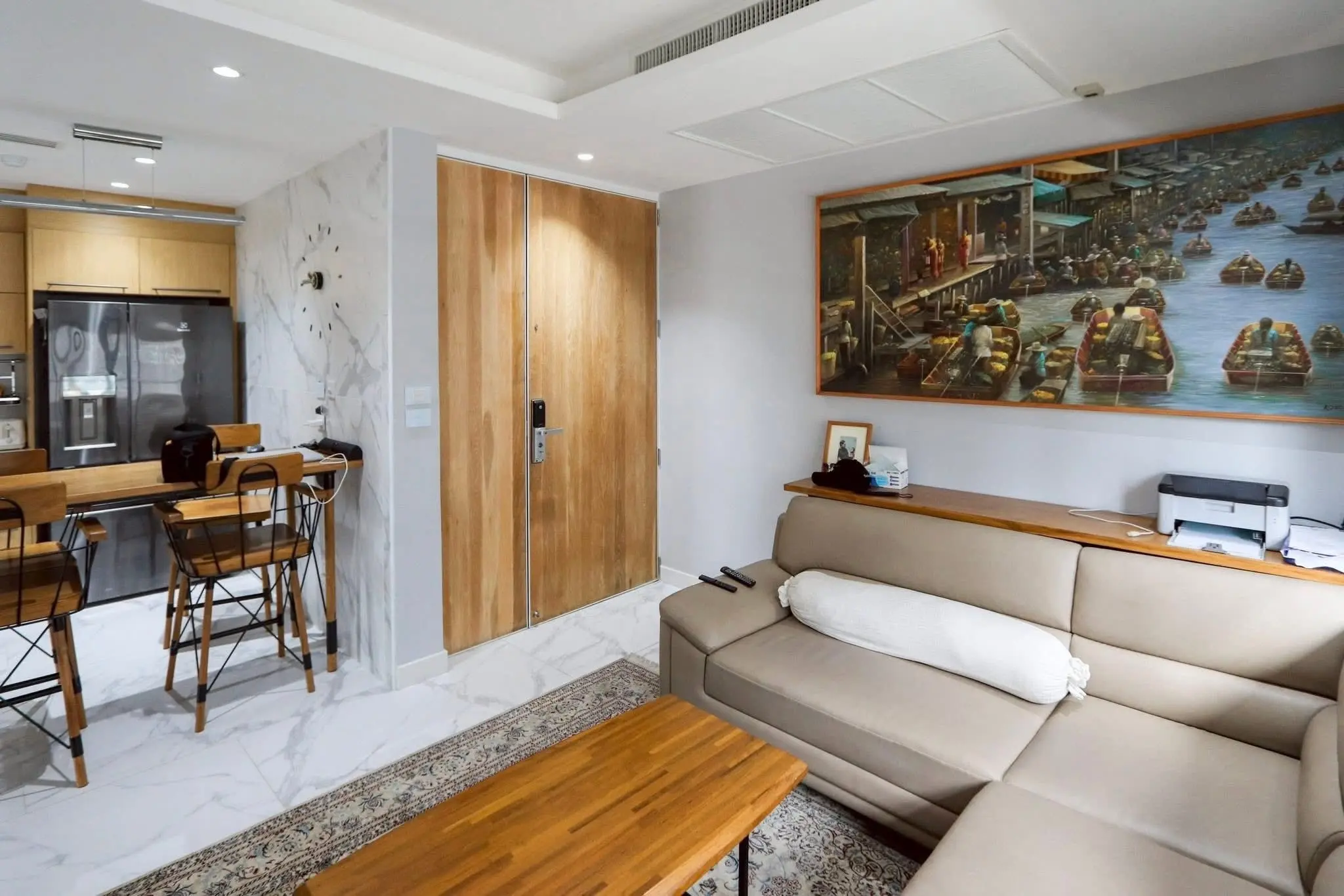 2 Bed/ 2 Bath Baan Thanon Sarasin 