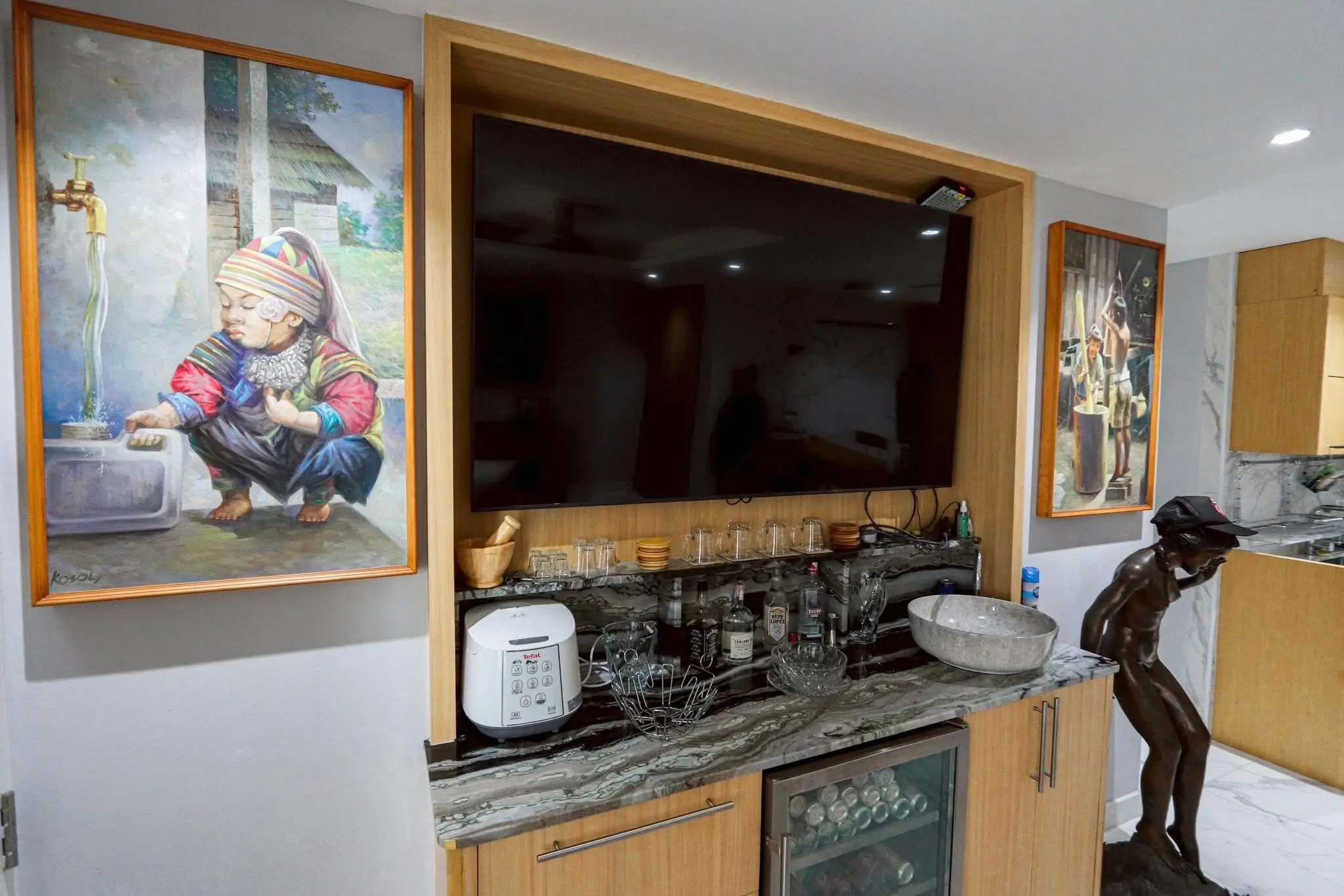2 Bed/ 2 Bath Baan Thanon Sarasin 