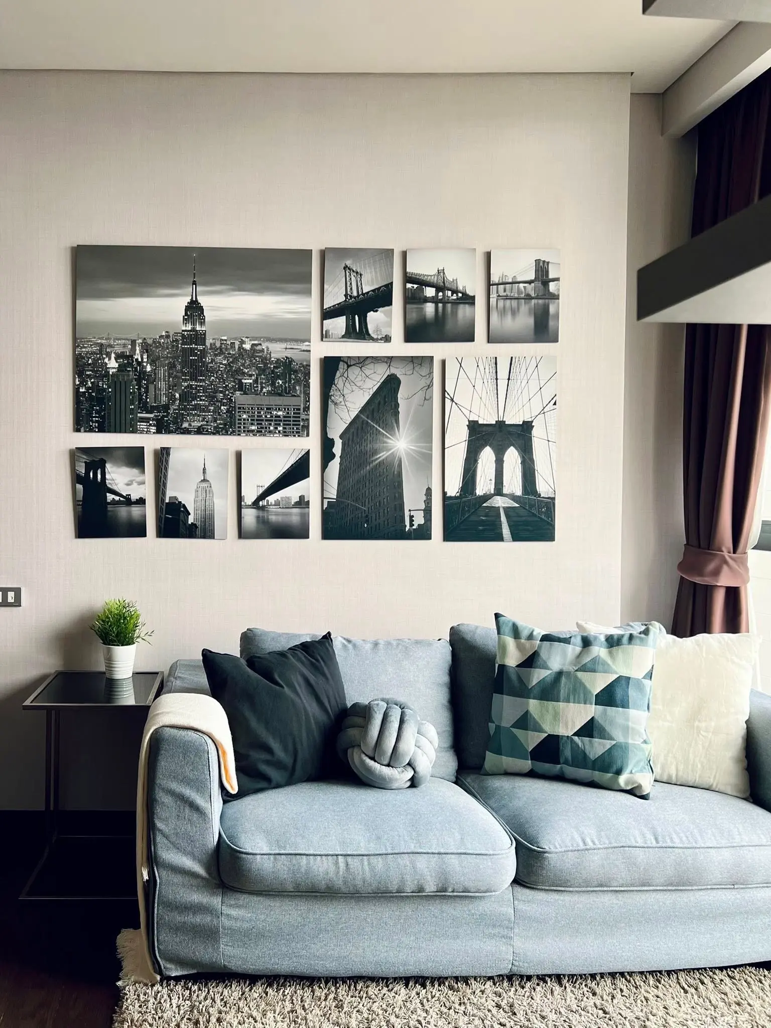 1 Bed/ 1 Bath The Lumphini 24