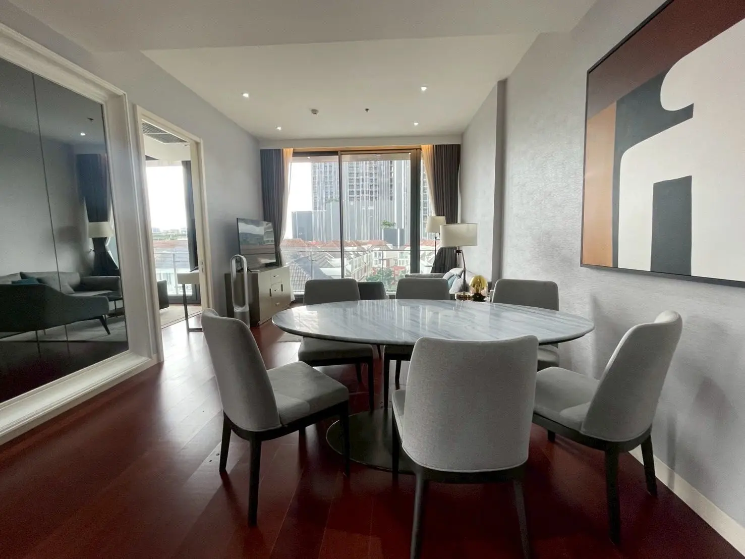 2 Bed/ 2 Bath KHUN by YOO